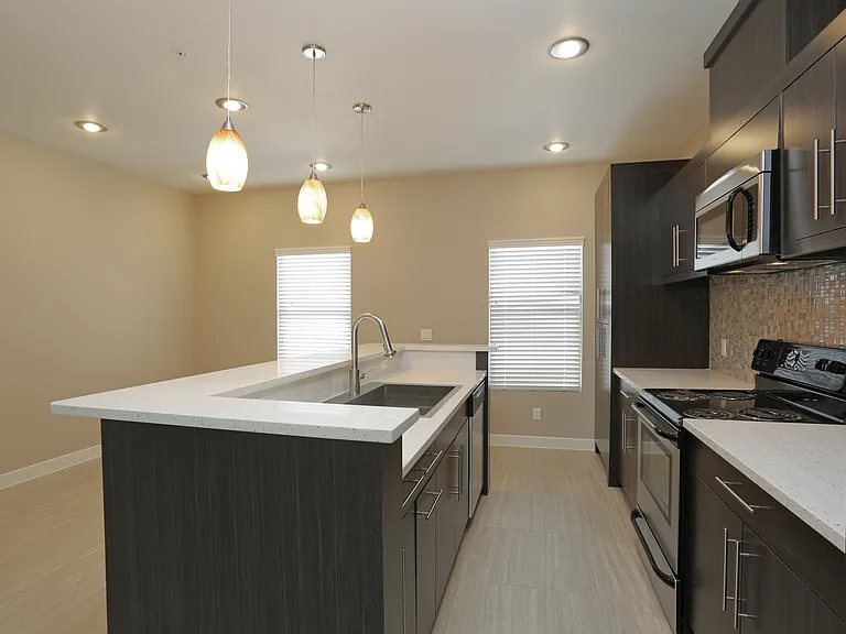 Moderno Village Apartments and Town Homes — Photo 154
