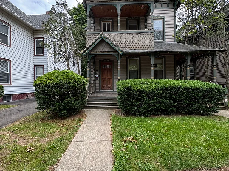 211 Norton St #2 — Photo 1