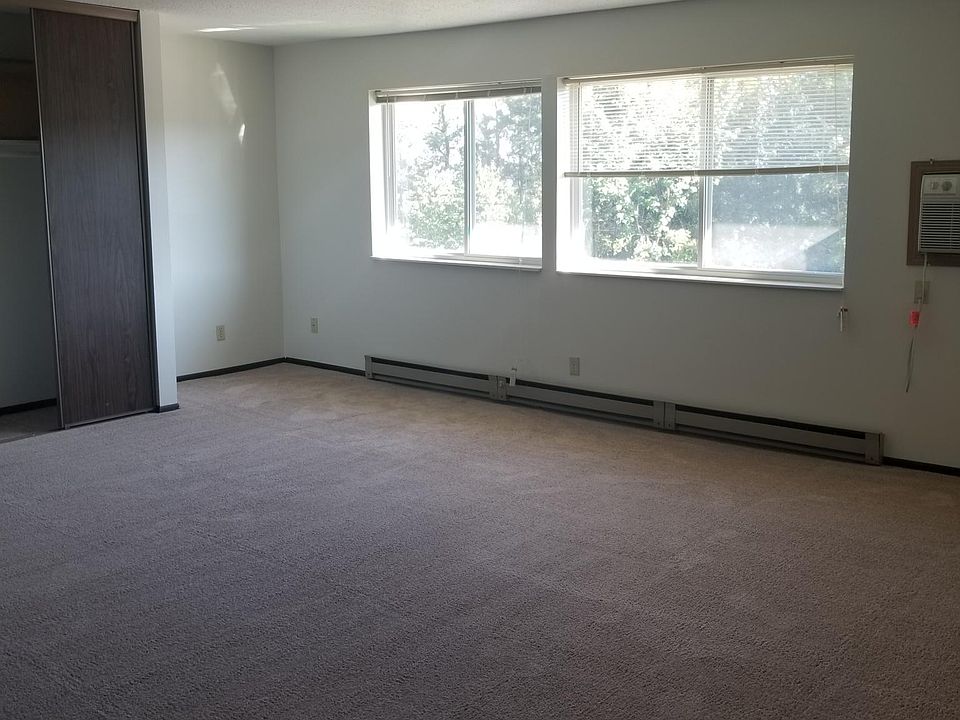 1st image of 12 Southview Dr APT 12J