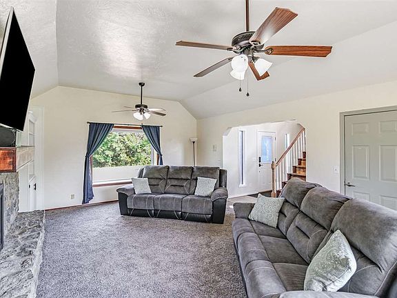 4th image of 5213 E Hidden Springs Dr