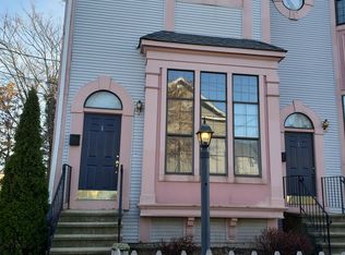 5 Cottage St, Bridgeport, CT 06605