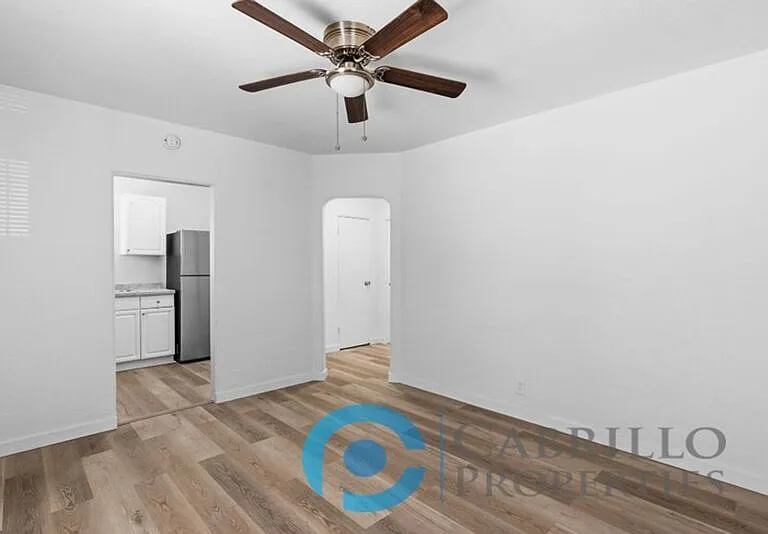 9116 Lamar St — Photo 2
