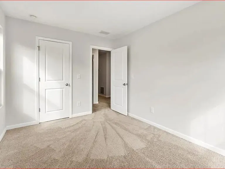 3107 Tarian Way — Photo 8