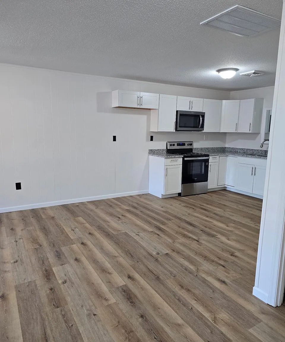 2 bed, $995 — Photo 2