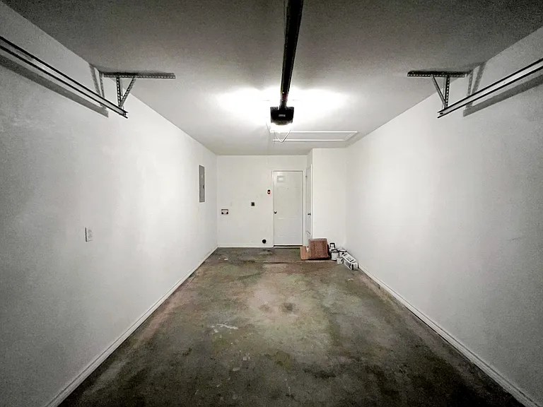 418 W Green Ave #A — Photo 28