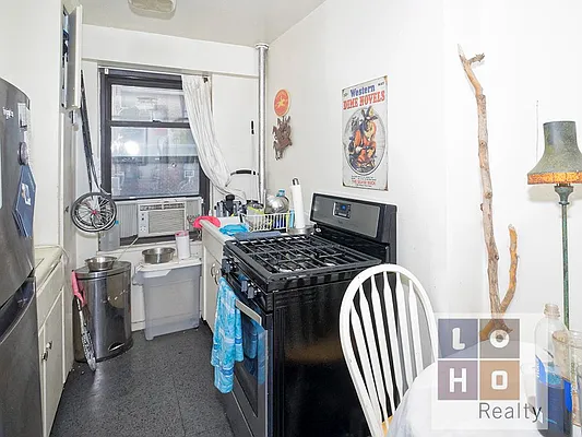 Rented by LoHo Realty | media 3
