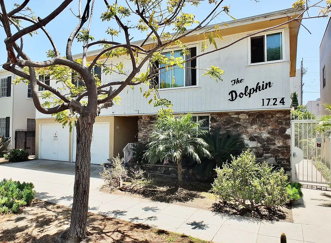 1 bed, 1.0 bath, 644 sqft, $2,300 — Photo 2
