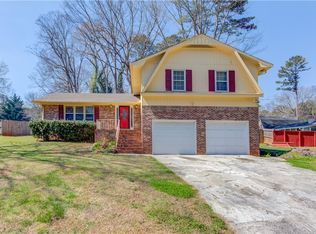 564 Allana Ct, Stone Mountain, GA 30087