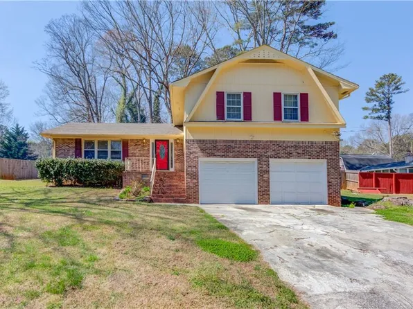 564 Allana Ct, Stone Mountain, GA 30087