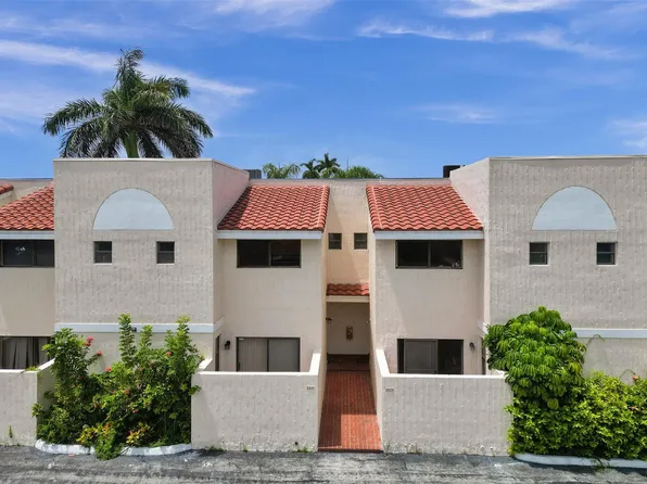 227 SE 11th Avenue #227, Pompano Beach, FL 33060
