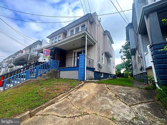 2nd image of 4562 Harding Rd