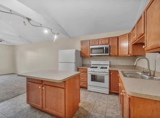 7333 Lake Ave APT A, Elyria, OH 44035