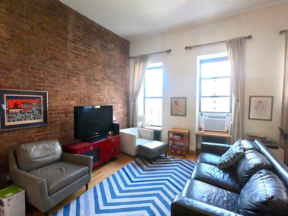 1st image of 102 W 130th St #3