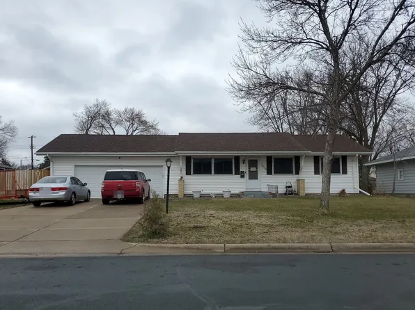 5008 76th Ave N, Brooklyn Park, MN 55443