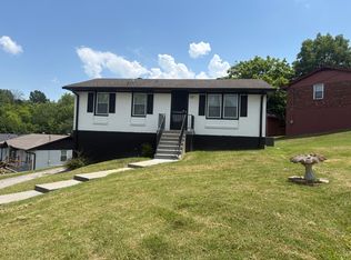 2641 Combs Dr, Nashville, TN 37207