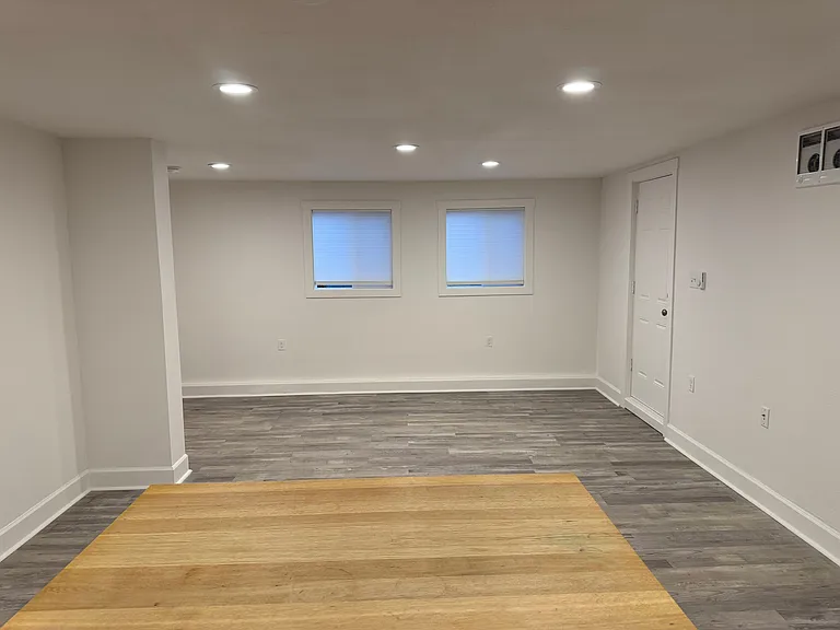 639 Roosevelt St — Photo 5