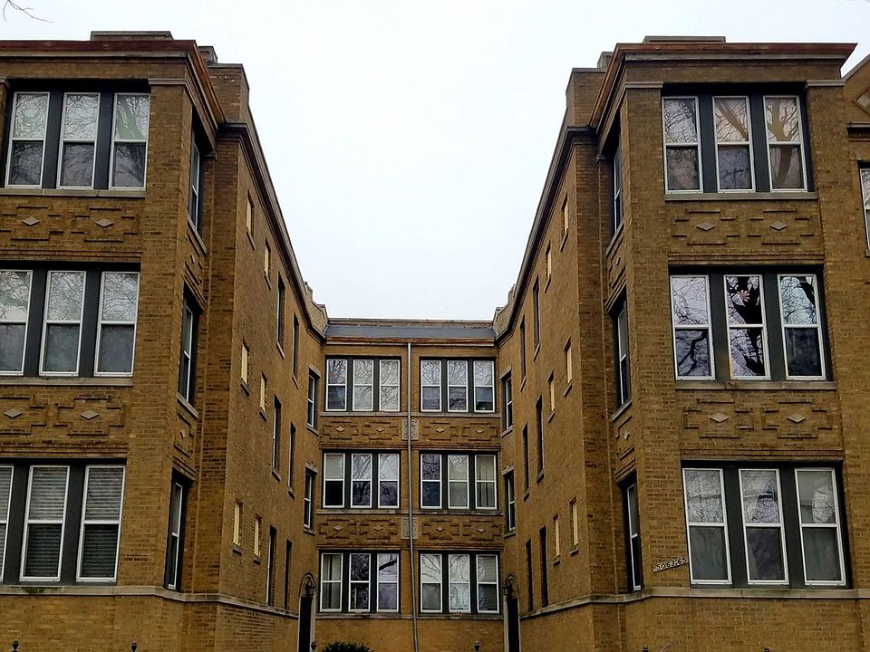 1st image of 5065 N Damen Ave APT 3