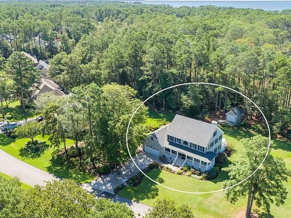 140 Fort Hugar Way, Manteo, NC 27954