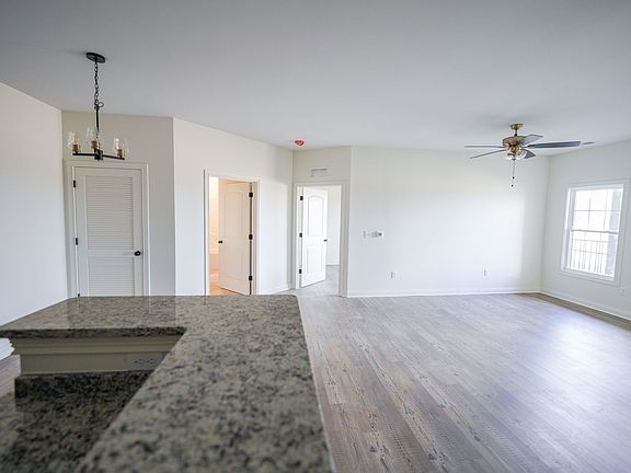 5th image of 200 Foxborough Way #1