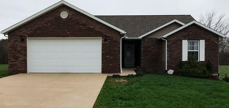 2nd image of 527 Oak Meadow Dr
