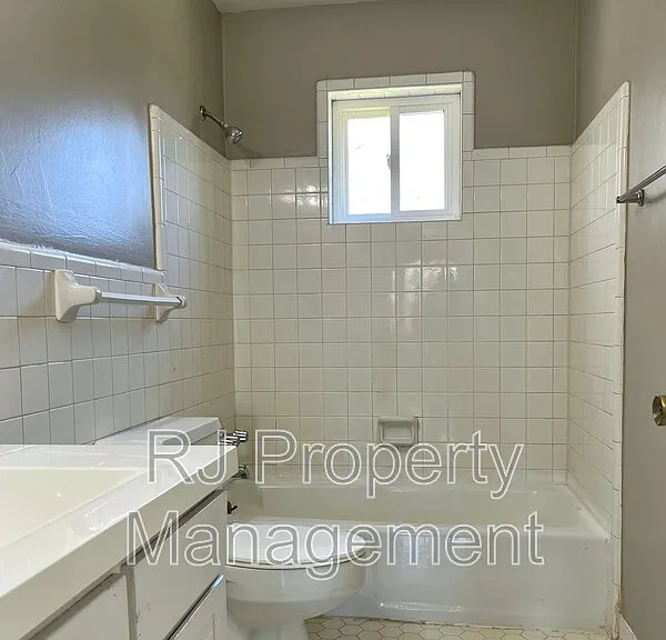 5368 Scottsdale Ave — Photo 24