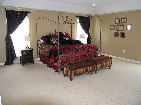 3rd image of 20412 Bowfonds St