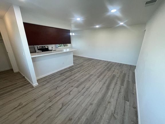 5th image of 18241 Via Calma APT 4