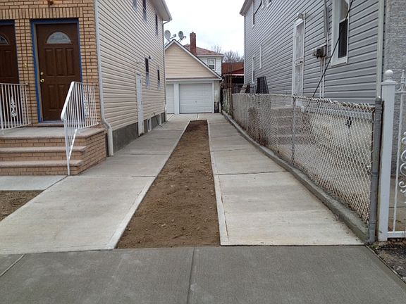 2nd image of 13317 126th St