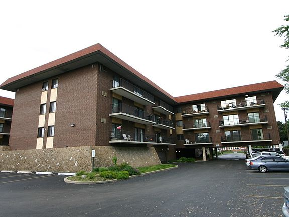 2nd image of 9540 Mayfield Ave APT S113