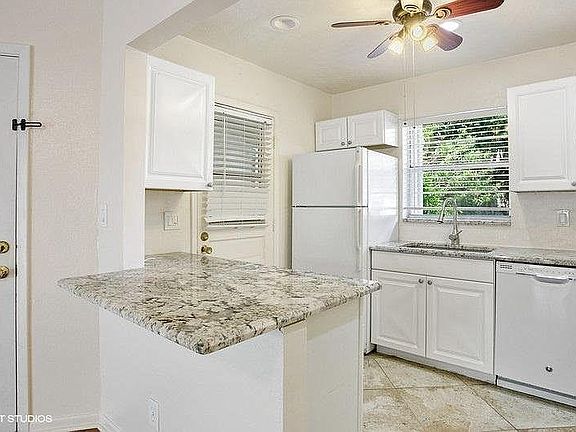 4th image of 10747 N Military Trl APT 1