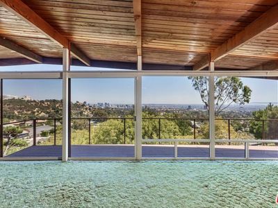 924 Stonehill Ln, Los Angeles, CA, 90049