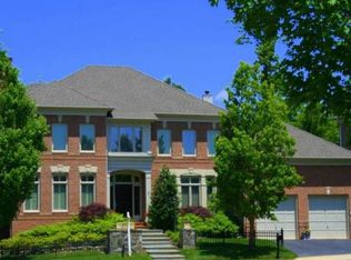 11108 Chessington Pl, Reston, VA 20194