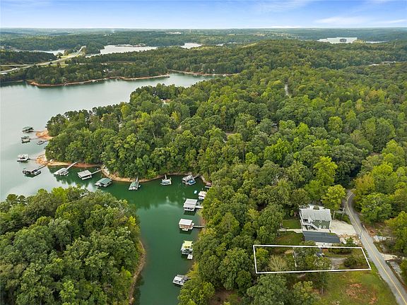 2nd image of 265 Capps Rd