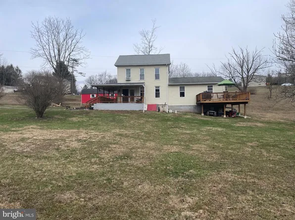 12 Thrush Hollow Ln, New Ringgold, PA 17960