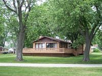 1st image of 225 Lakeland Blvd