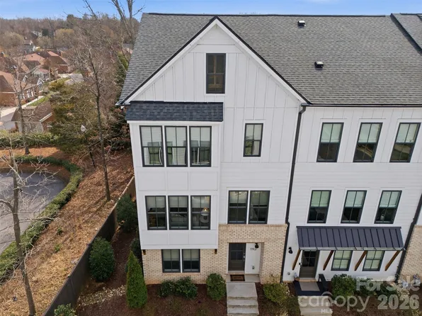 11921 Fiddlers Roof Ln, Charlotte, NC 28277
