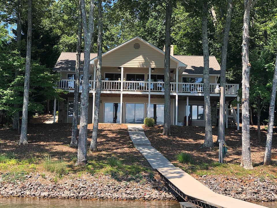 1st image of 1364 Heathers Cove Cir
