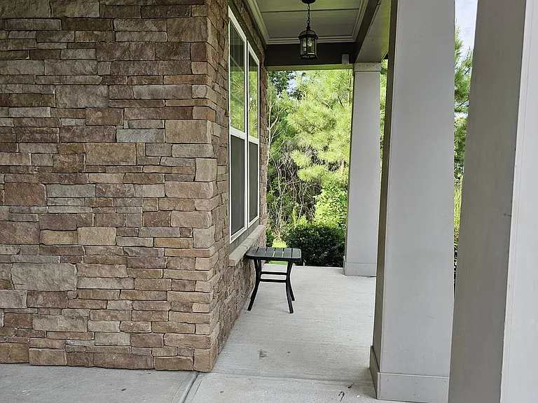 3735 Jardine Ln — Photo 2