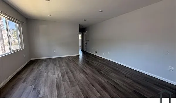 3 bed, $2,599 — Photo 4