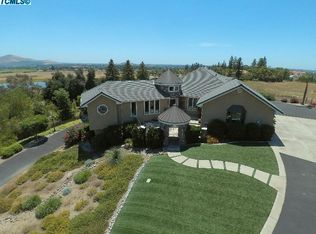 1113 N Jasmine Dr, Porterville, CA