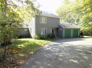 56 Head Of The Pond Rd, Oak Bluffs, MA 02557