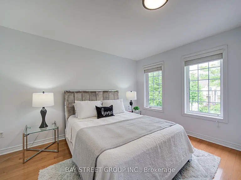 46 Romance Dr — Photo 20