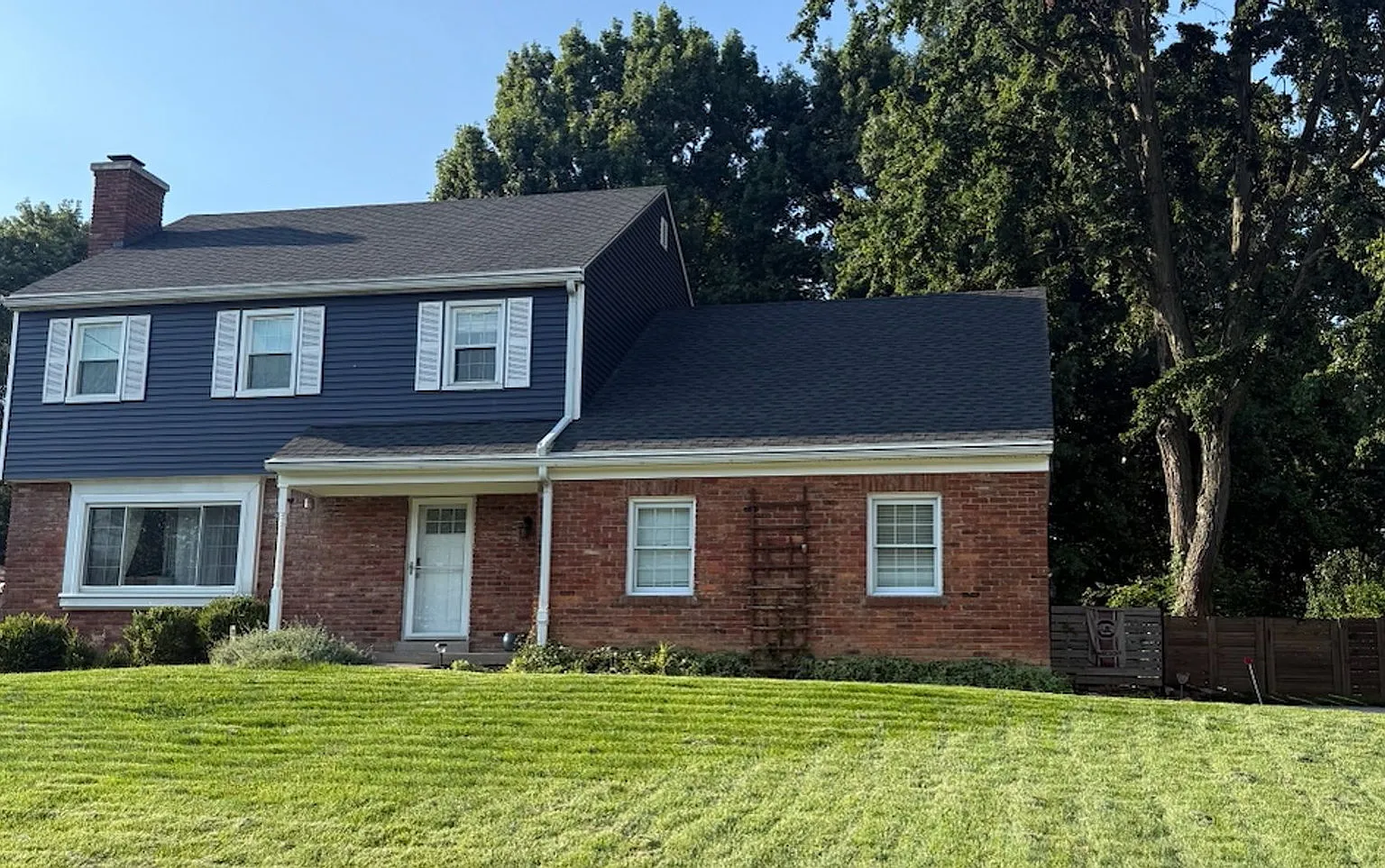 4 bed, 3.0 bath, 2310 sqft, $2,800 — Photo 1