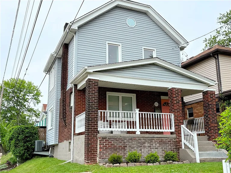 101 Lacrosse St — Photo 2