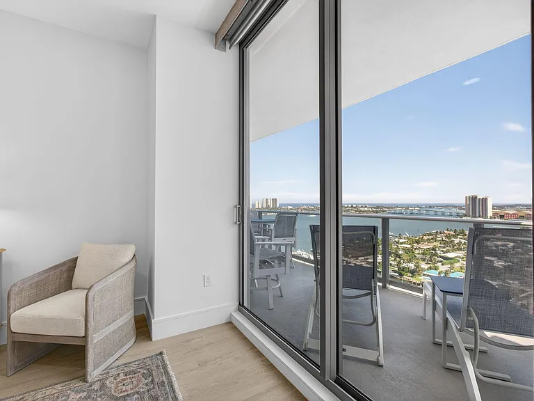 220 Lake Shore Dr #1907 — Photo 20