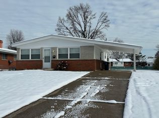 17 Tamma Ln, Hazelwood, MO 63042