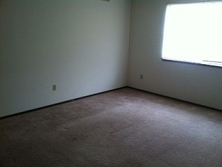 1st image of 225 Hillview Ln APT 204