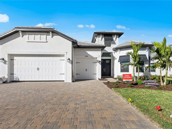 1825 Verada CT, NAPLES, FL 34120