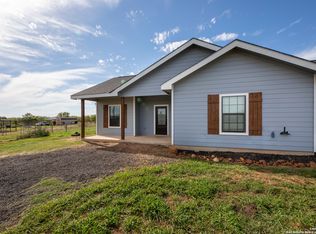 143 County Road 2665, Moore, TX 78057