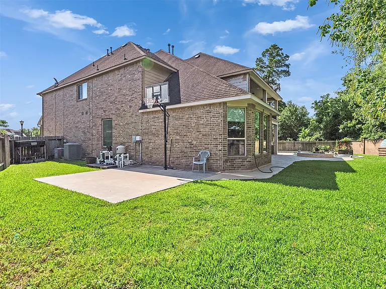 5227 Preserve Park Dr — Photo 37